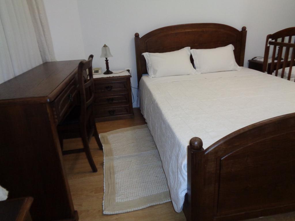 Quinta Do Alves Guest House ปาโซส เด เฟเฮรา ภายนอก รูปภาพ