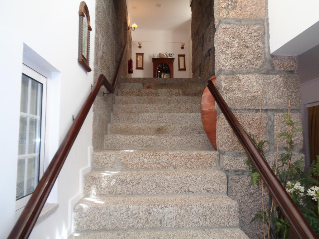 Quinta Do Alves Guest House ปาโซส เด เฟเฮรา ภายนอก รูปภาพ